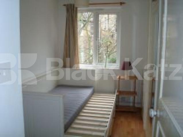 			New Instruction, 2 Bedroom, 1 bath, 1 reception Ground Floor Flat			 St Marks Road, LADBROOK GROVE W10